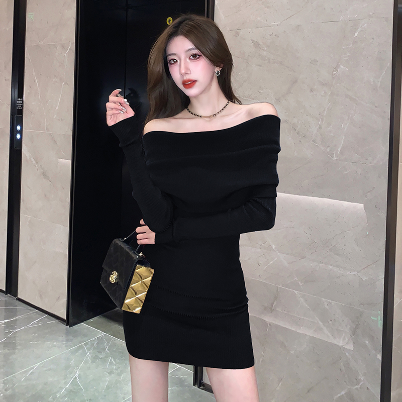 2025 Autumn Winter Off-Shoulder Red Knit Dress Women's Bodycon Mini - Image 4