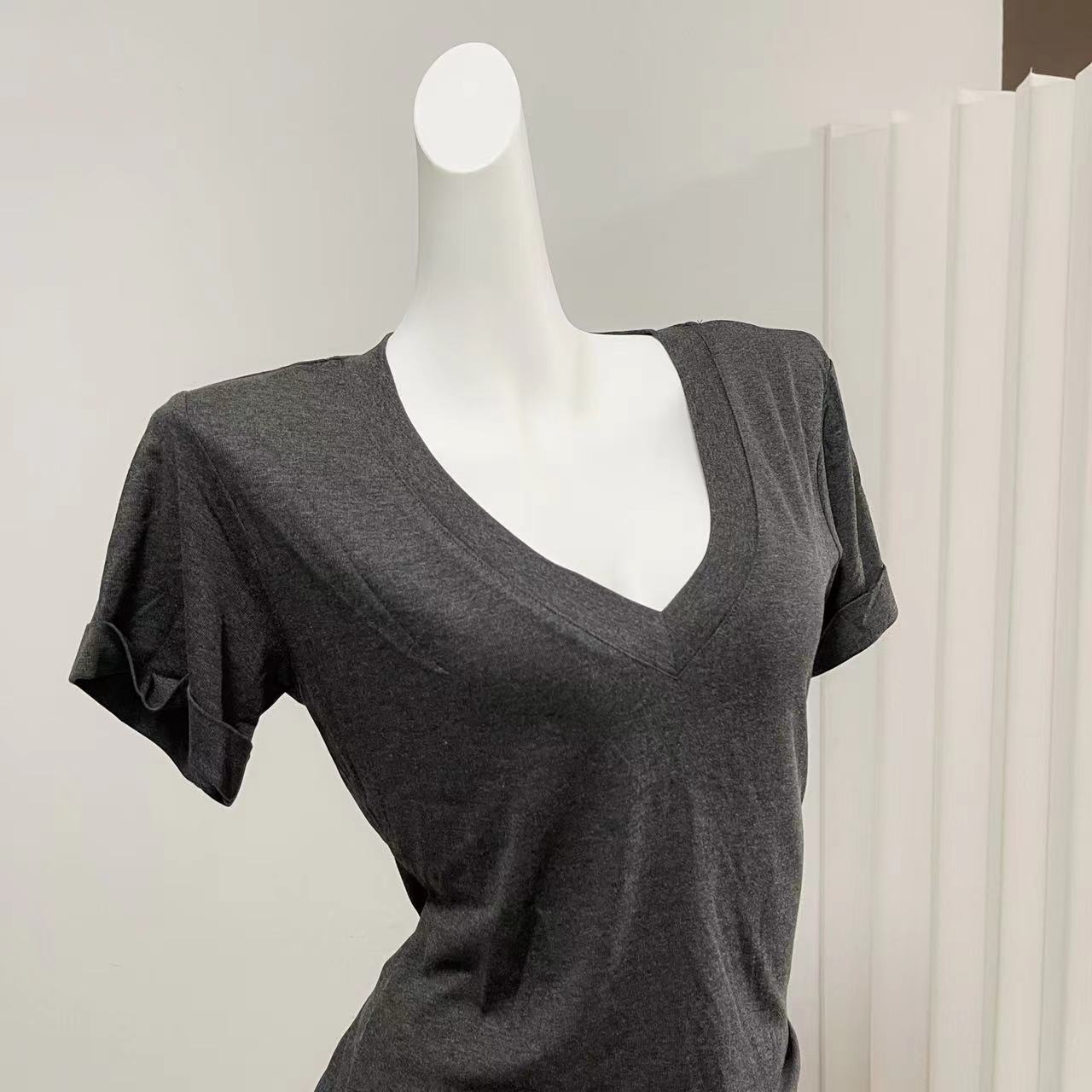 SUNONEONE Women's Summer V-Neck Cool Short Sleeve T-Shirt Loose Thin Solid Casual Top - Image 3