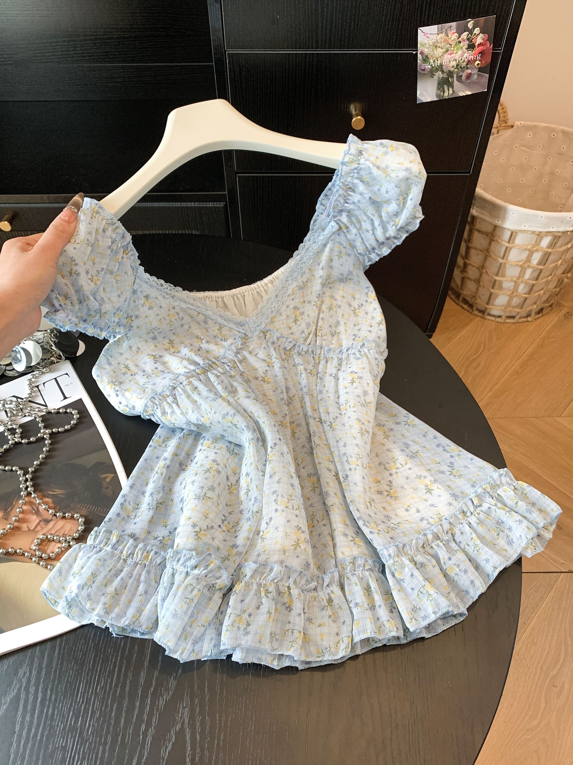 Sweet French Floral V-Neck Puff Sleeve Women's Shirt Summer Loose Fit Top