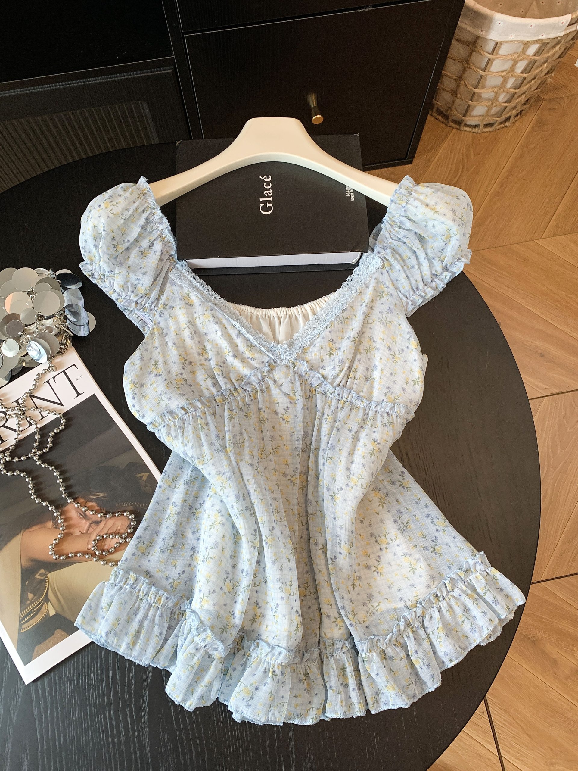 Sweet French Floral V-Neck Puff Sleeve Women's Shirt Summer Loose Fit Top - Image 2